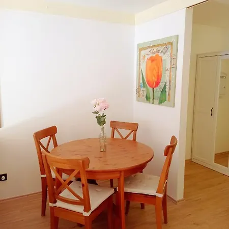 Tulipa Vera Mit Traumhafter Aussicht *